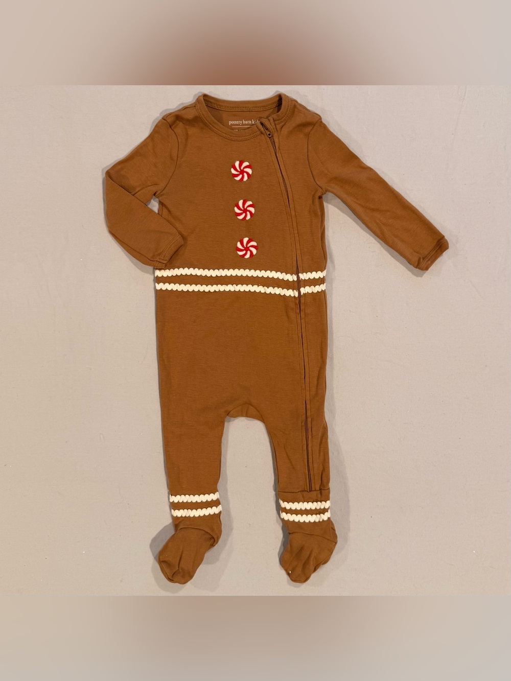 Pottery Barn Kids Gingerbread Sleeper Boys 6-9M Girls Christmas Footed Pajamas